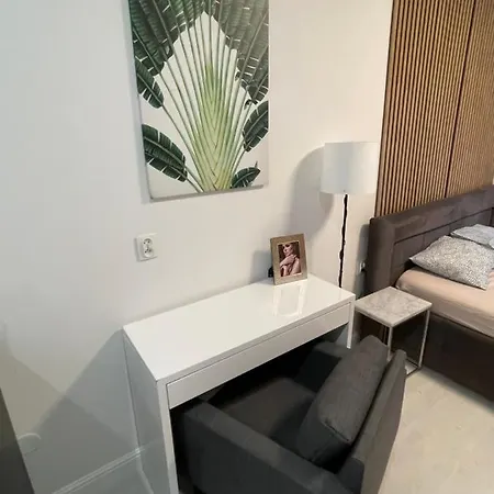 Plac Wolnosci 6 Contactless Check-in 24h *