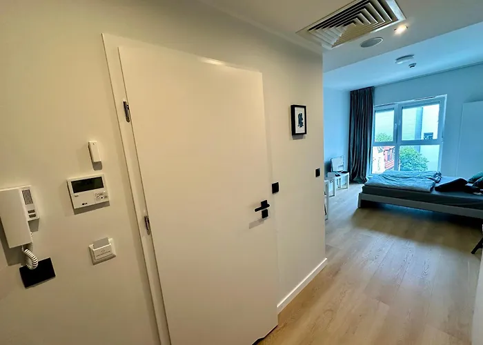 Plac Wolnosci 6 Contactless Check-in 24h *