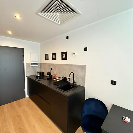 Plac Wolnosci 6 Contactless Check-in 24h