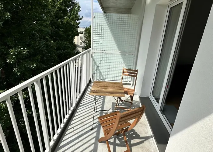 Apartment Plac Wolności 6 *