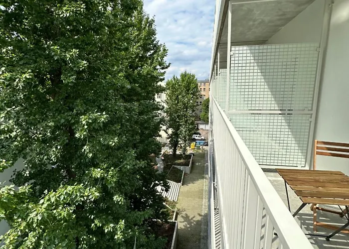 Plac Wolności 6 * Poznan