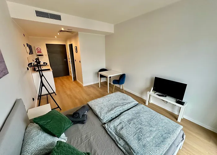 Plac Wolności 6 Apartment Poznan